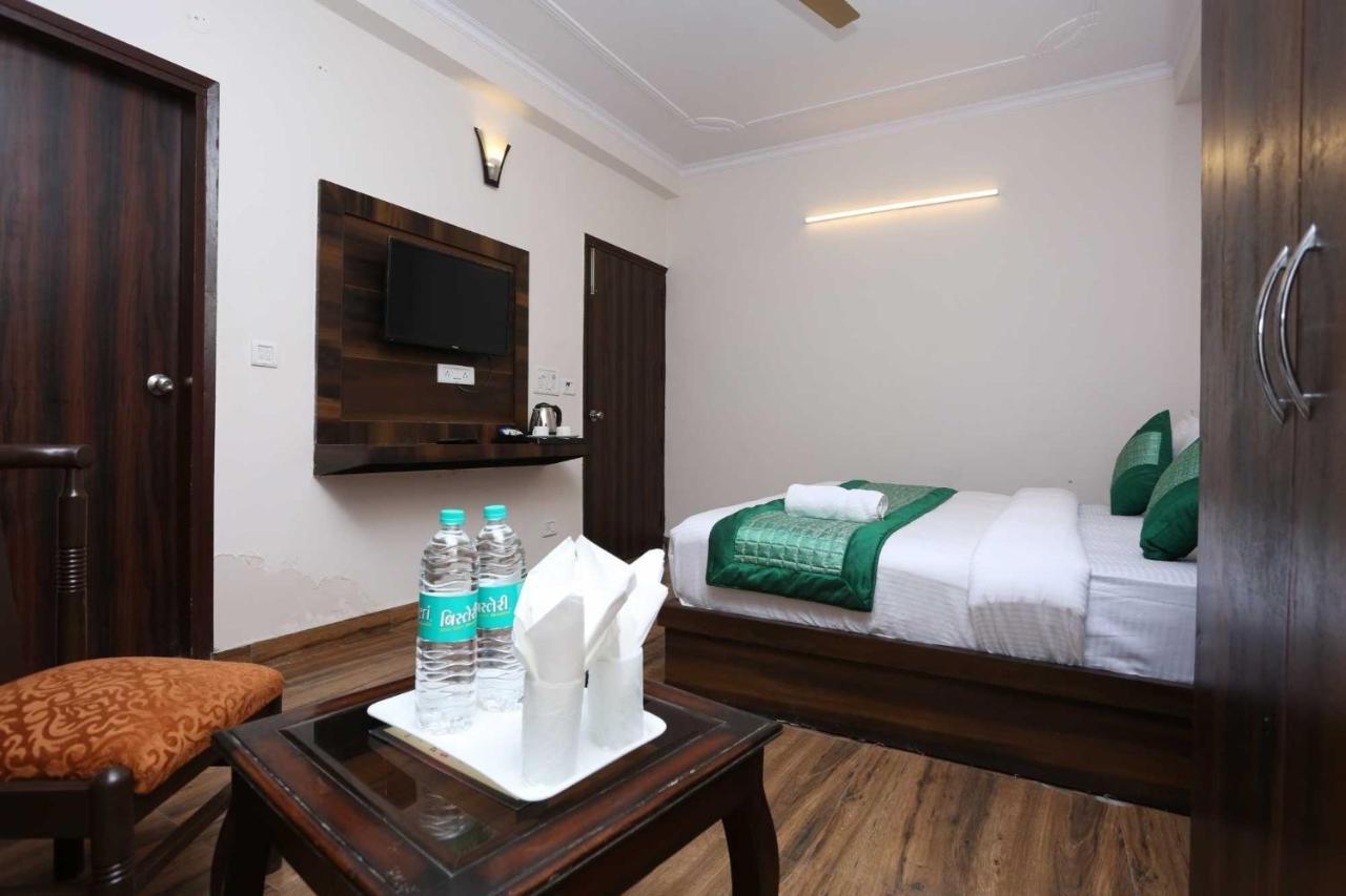 Hotel Admiral Suites New Delhi